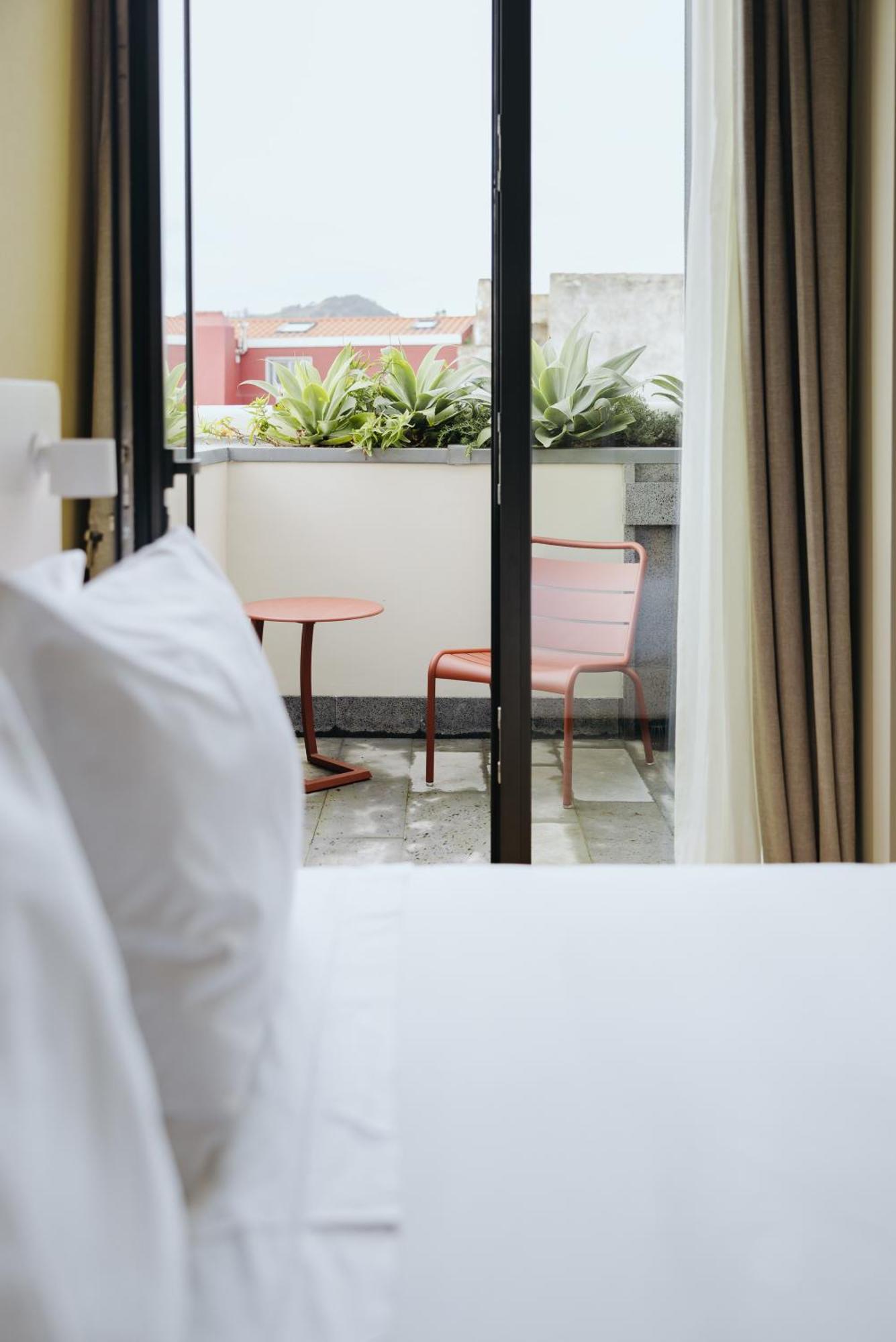 Nine Dots Azorean Art Boutique Hotel Ponta Delgada 외부 사진